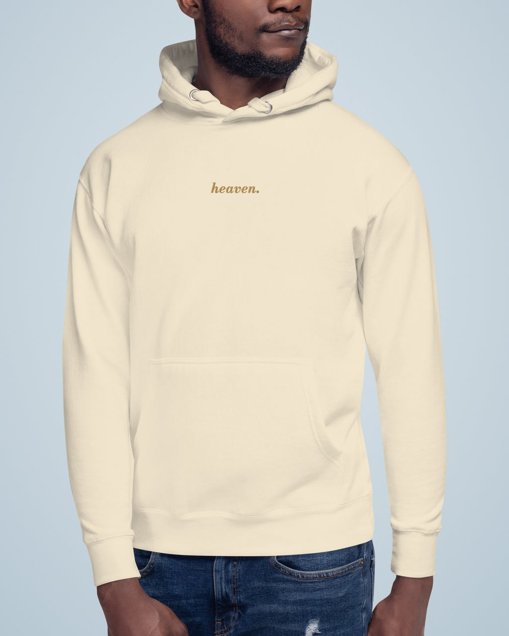 Sweat heaven. porté par un homme : coupe unisexe